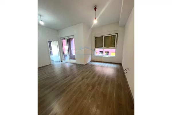 Casa in vendita 1+1 a Tirana - 115,000 Euro