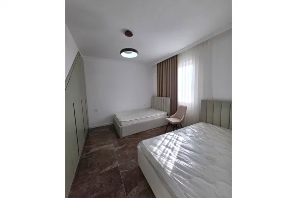 Shtepi me qera Apartament ne Tirane, 2+1, Mobilimi E mobiluar, Pagesa 700  Euro.