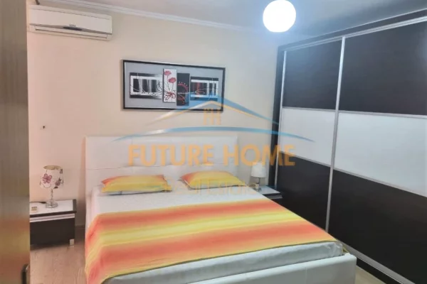 Shtepi me qera Apartament ne Tirane, 2+1, Mobilimi E mobiluar, Pagesa 750  Euro.