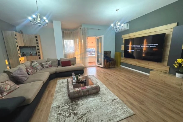 Okazion ! Shitet 2+1, Rruga Jordan Misja