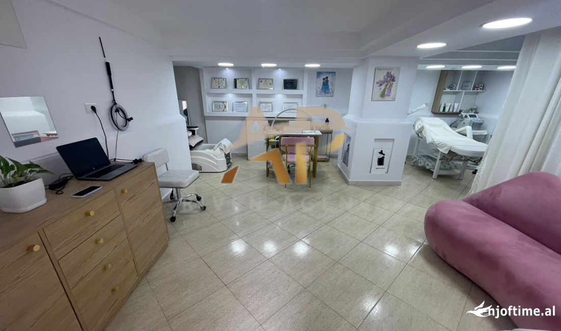 Shitet Ambient+ Biznes Estetike  ne zemer te Bllokut, Okazion