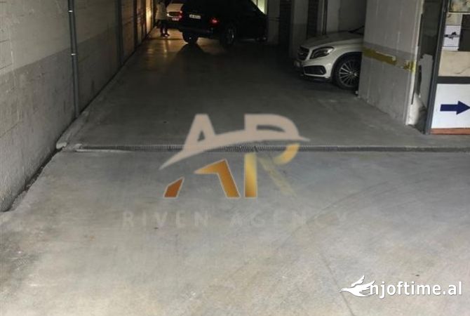 Business Property in Sale 4+1 in Tirana - 55,000 Euro