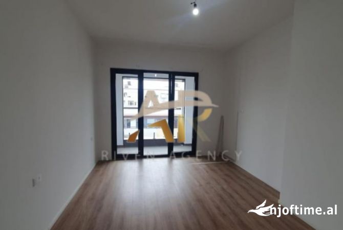 JEPET ME QERA APARTAMENT 2+1+2 SQUARE 21, RRUGA E KAVAJES