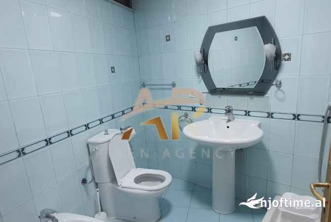 Jepet me qera ambjent biznesi ne Qender