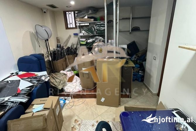 Jepet me qera Ambjent biznesi ne 5 Maj