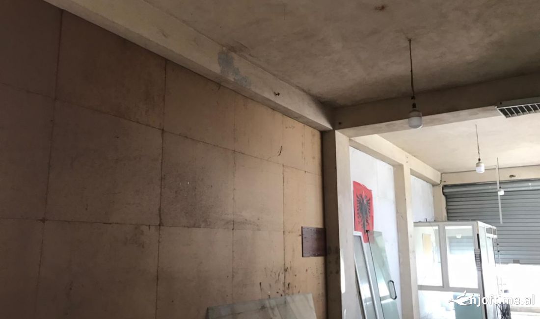 Jepet me qera Ambjent Biznesi 