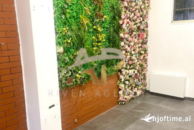 Jepet me qera Ambjent biznesi tek Rruga e Kavajes