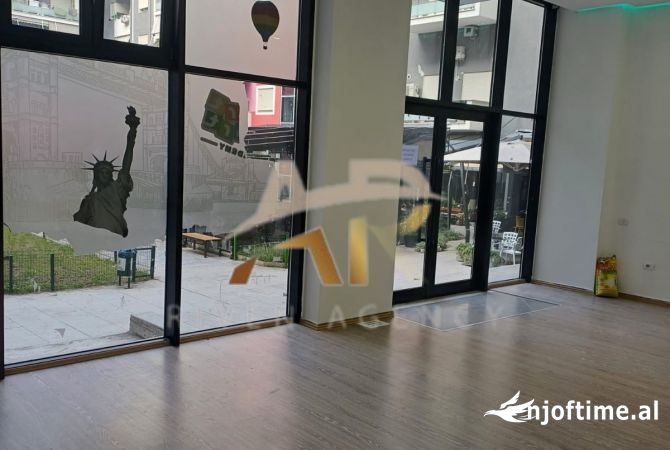 Jepet me qera Ambjent biznesi tek Golden Park 