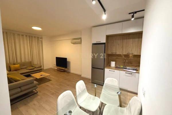 Shtepi me qera Apartament ne Durres, 1+1, Mobilimi E mobiluar, Pagesa 450  Euro.