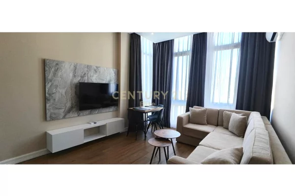 Shitet, Hotel, Shkembi i Kavajes EL133055