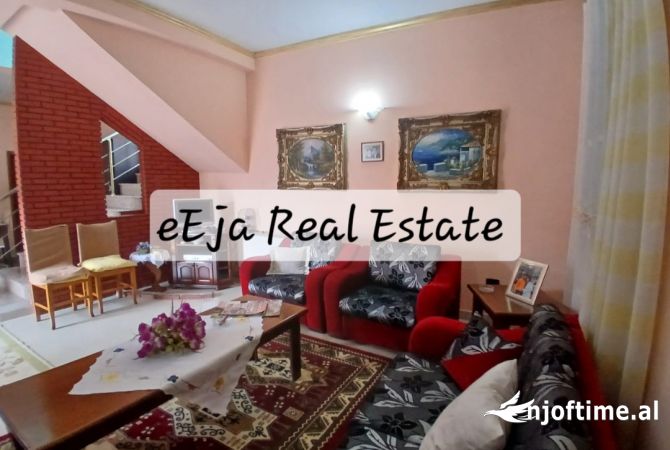 Ambiente Commerciale in Affitto 3+1 a Tirana - 800 Euro