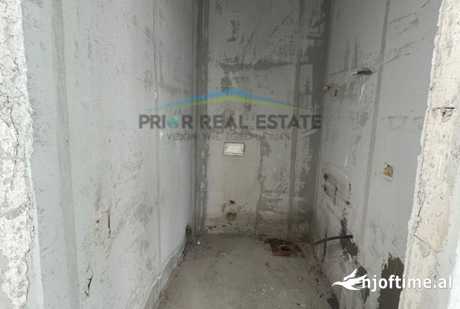 Jepet me qera, Ambient Biznesi, Lake View! 4,500 Euro / Muaj