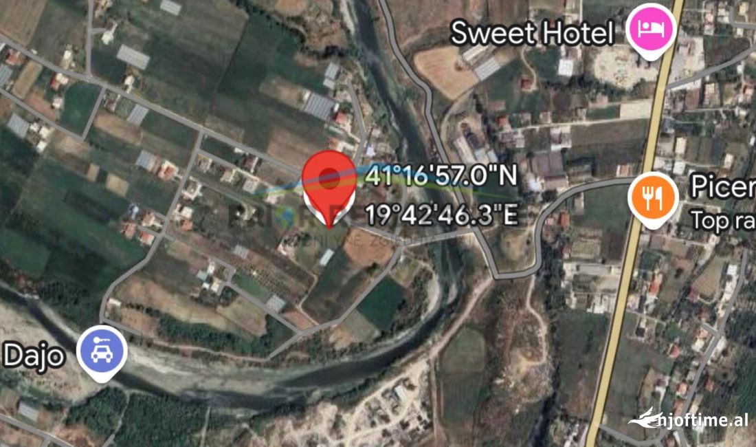 Shitet Toke-Truall, Menik Vaqarr 159,000 Euro