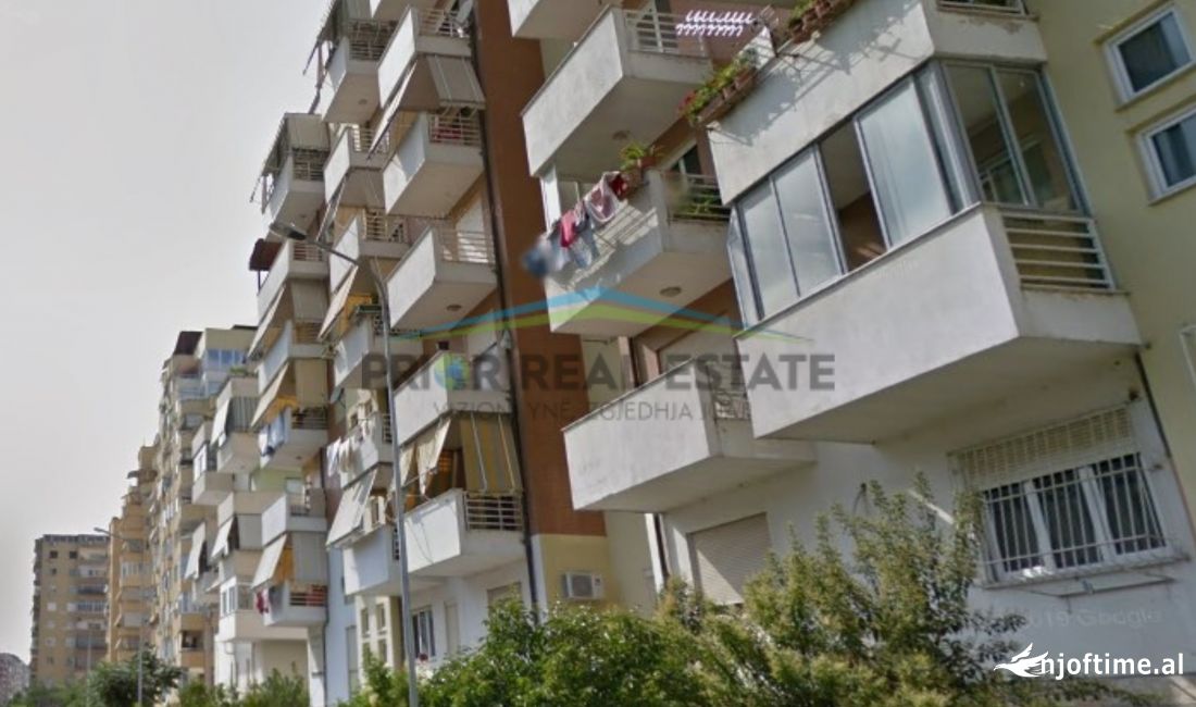 Shitet, Ambient Biznesi-Dyqan, Komuna e Parisit 468,000 Euro