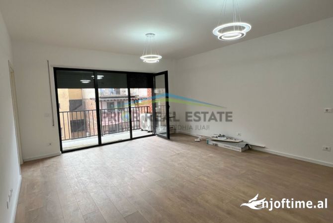 Jepet me Qira Ambient Biznesi Myslym Shyri 85,000 ALL / Muaj