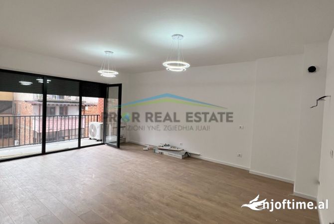 Jepet me Qira Ambient Biznesi Myslym Shyri 85,000 ALL / Muaj