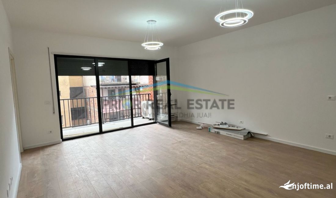 Jepet me Qira Ambient Biznesi Myslym Shyri 85,000 ALL / Muaj