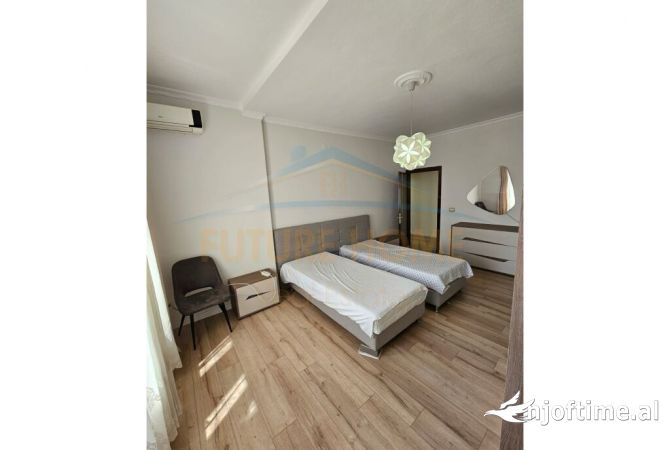 Shtepi me qera Apartament ne Tirane, 2+1, Mobilimi E mobiluar, Pagesa 600  Euro.