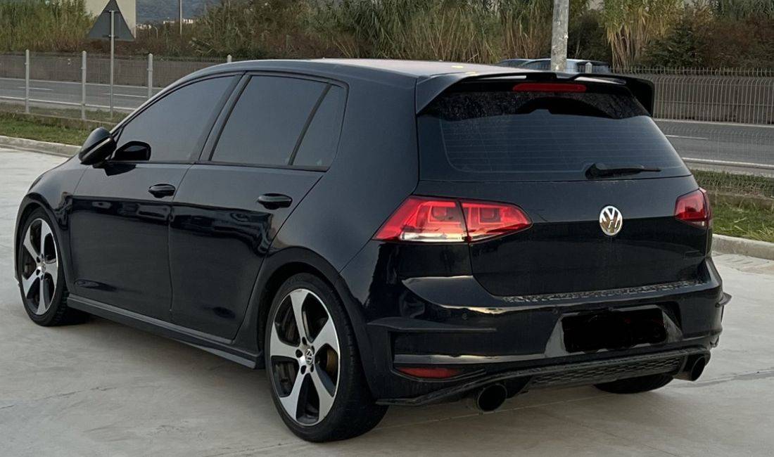 Auto in Vendita a Tirana, Volkswagen, 2014 Diesel,Kambio Automatik Pagamento 13,500  Euro.