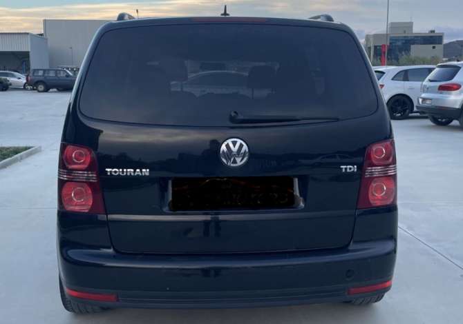 Auto in Vendita a Tirana, Volkswagen, 2009 Diesel,Kambio Automatik Pagamento 5,800  Euro.