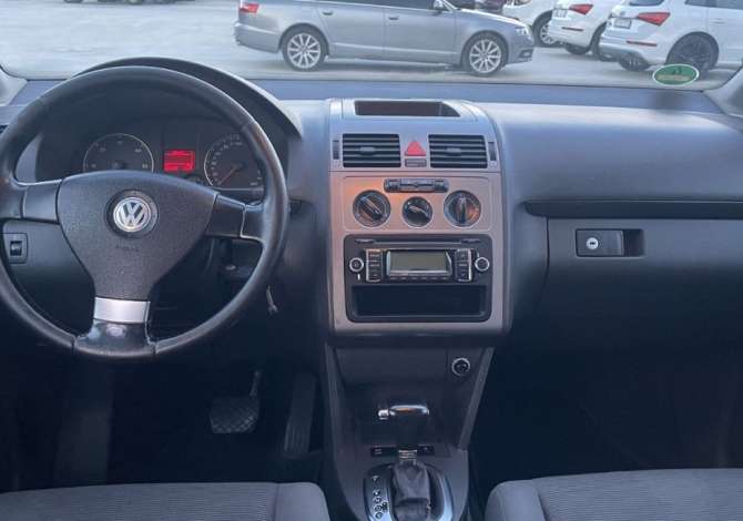 Auto in Vendita a Tirana, Volkswagen, 2009 Diesel,Kambio Automatik Pagamento 5,800  Euro.