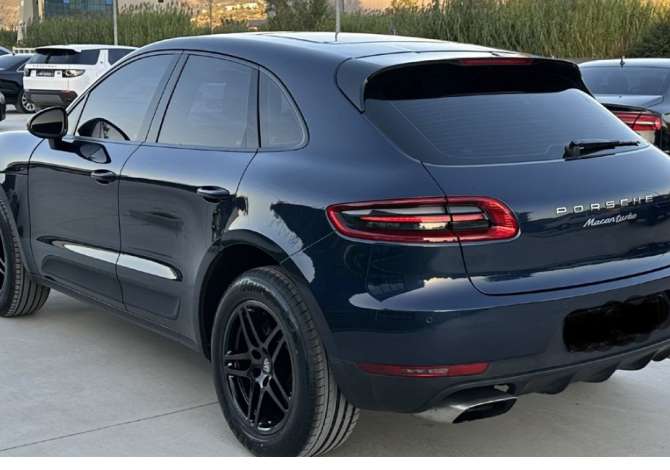 Auto in Vendita a Tirana, Porsche, 2015 Benzine,Kambio Automatik Pagamento 31,000  Euro.