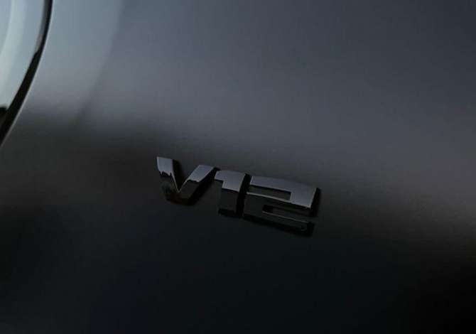 Auto in Vendita a Tirana, BMW, 2021 Benzine,Kambio Automatik Pagamento 200,000  Euro.