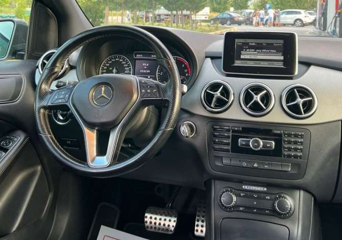 Auto in Vendita a Tirana - 12,000 Euro