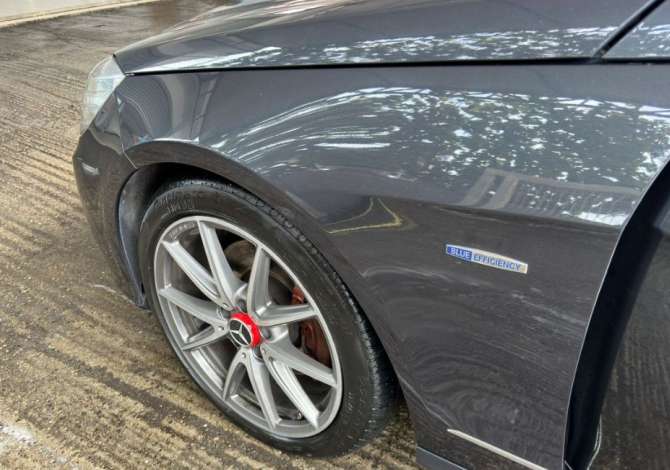 Auto in Vendita a Lushnja, Mercedes-Benz, 2011 Diesel,Kambio Automatik Pagamento 10,500  Euro.