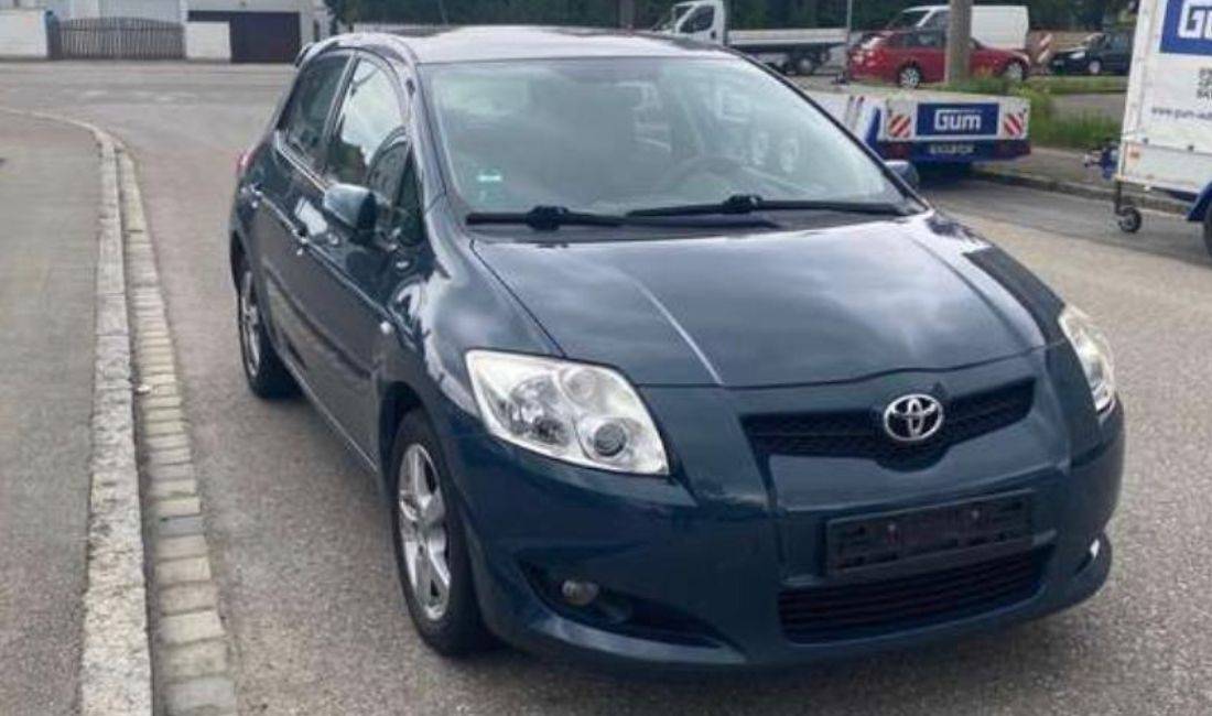 Jepet Makina Me Qera Toyota Auris