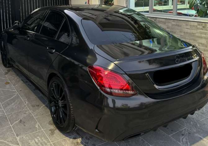 Auto in Vendita a Durazzo, Mercedes-Benz, 2018 Diesel,Kambio Automatik Pagamento 36,000  Euro.