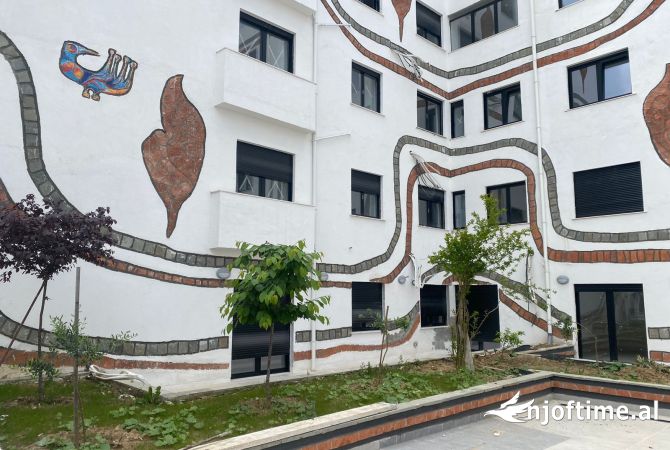 Shtepi ne shitje Apartament ne Tirane, 2+1, Mobilimi E mobiluar, Pagesa 185,000  Euro.