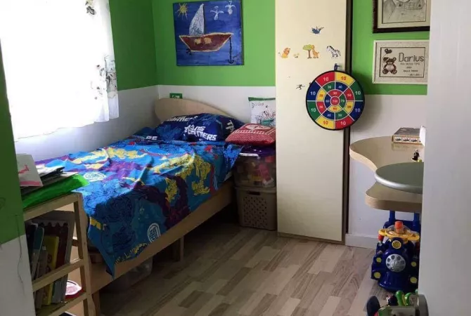 Shtepi ne shitje Apartament ne Tirane, 2+1, Mobilimi E mobiluar, Pagesa 165,000  Euro.