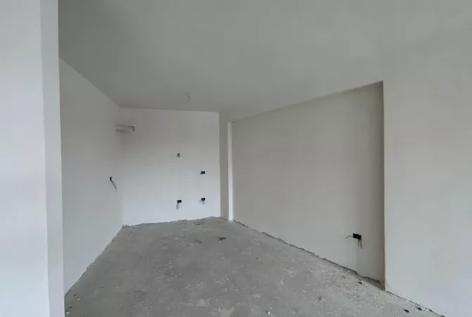 Shtepi ne shitje Apartament ne Tirane, 1+1, Mobilimi E mobiluar, Pagesa 132,000  Euro.