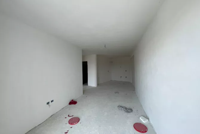 Shtepi ne shitje Apartament ne Tirane, 1+1, Mobilimi E mobiluar, Pagesa 132,000  Euro.