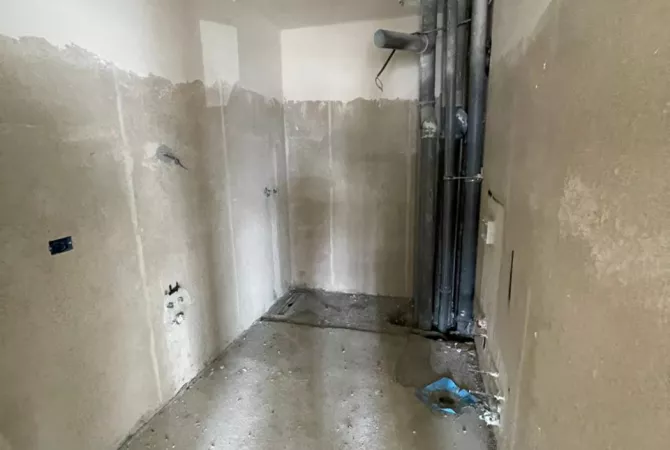 Shtepi ne shitje Apartament ne Tirane, 1+1, Mobilimi E mobiluar, Pagesa 132,000  Euro.