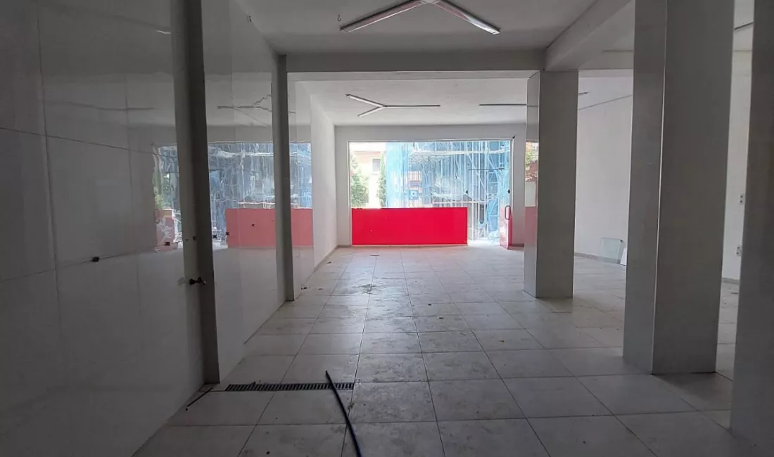 🏬 JEPET ME QIRA DYQAN – RRUGA “4 DESHMORET” 