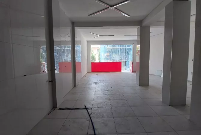 Business Property for Rent 1+1 in Tirana - 800 Euro