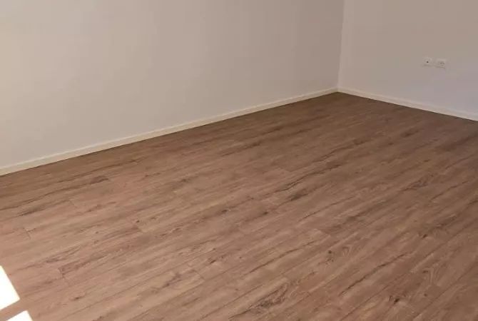 Shtepi ne shitje Apartament ne Tirane, 1+1, Mobilimi E mobiluar, Pagesa 110,000  Euro.