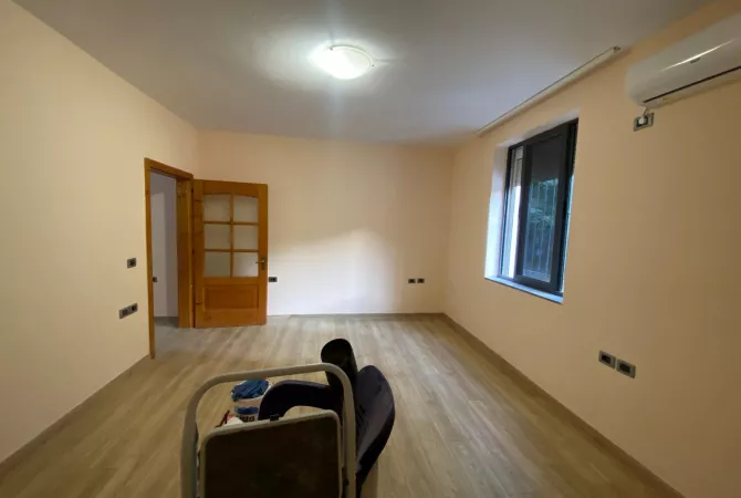 ✅ AMBIENT BIZNESI/ZYRE ME QIRA 1+1– 21 DHJETORI