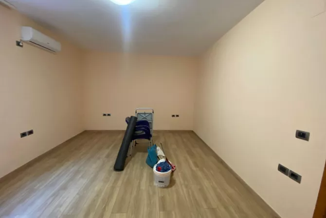 ✅ AMBIENT BIZNESI/ZYRE ME QIRA 1+1– 21 DHJETORI