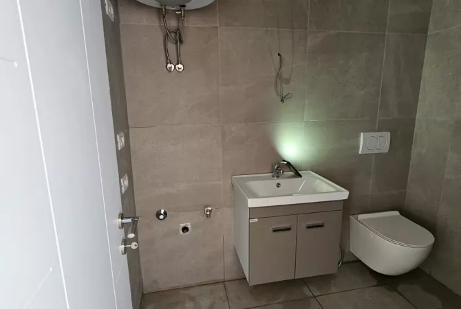 🏠 APARTAMENT PËR SHITJE 1+1 – 21 DHJETORI