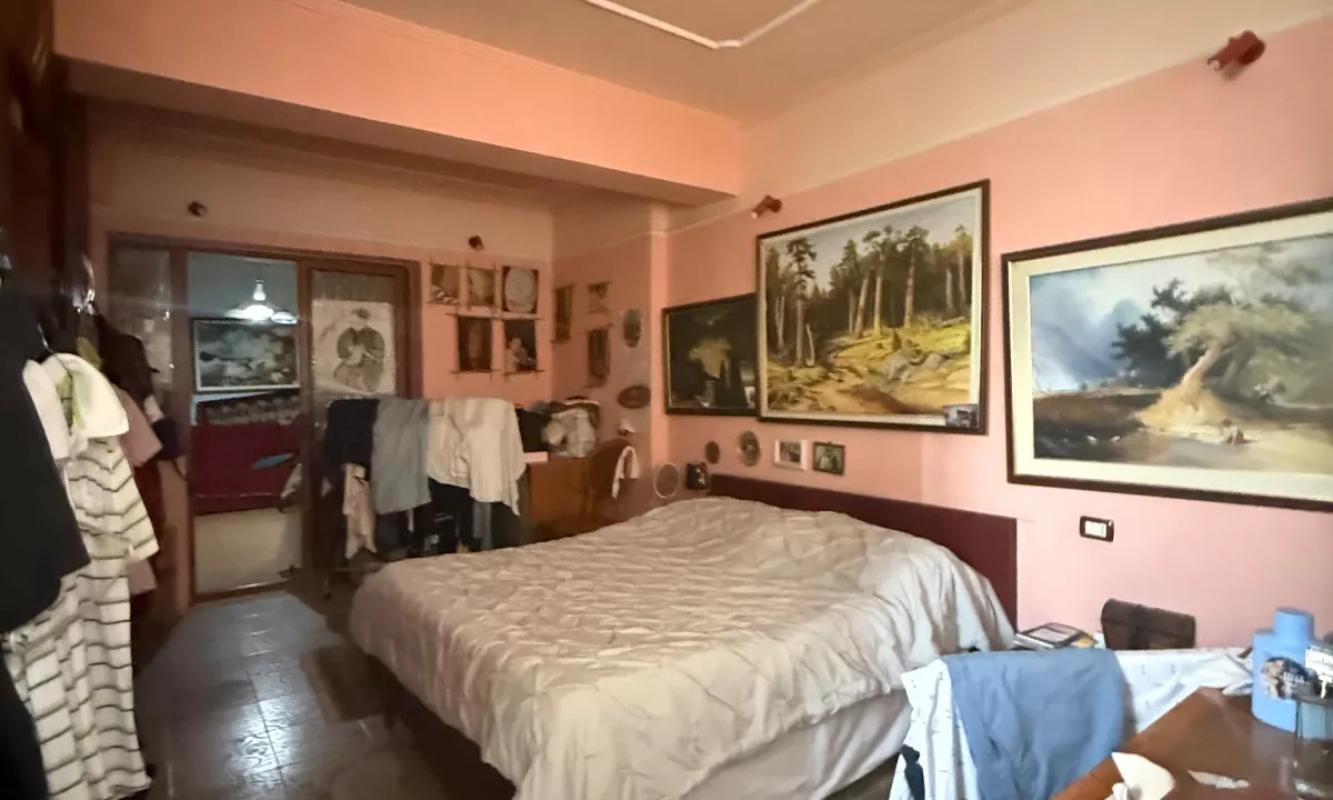 Shtepi me qera Apartament ne Tirane, 3+1, Mobilimi E mobiluar, Pagesa 850  Euro.