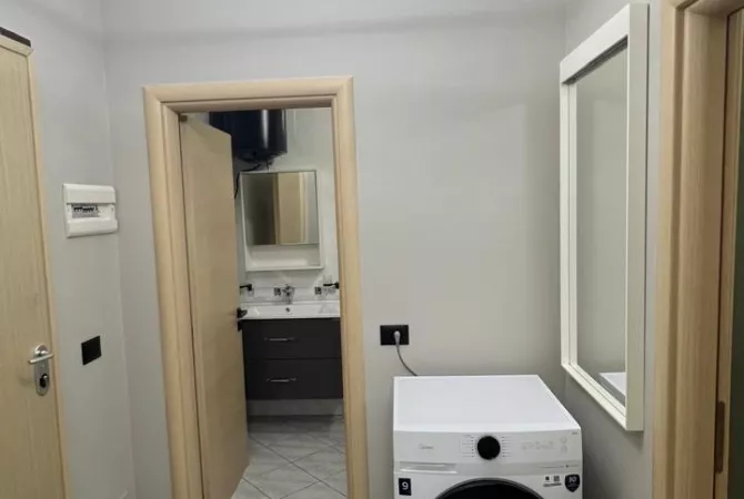 Shtepi me qera Apartament ne Tirane, 1+1, Mobilimi E mobiluar, Pagesa 400  Euro.