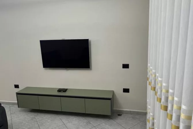 Shtepi me qera Apartament ne Tirane, 1+1, Mobilimi E mobiluar, Pagesa 400  Euro.