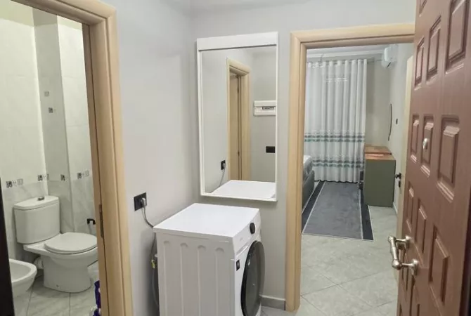 Shtepi me qera Apartament ne Tirane, 1+1, Mobilimi E mobiluar, Pagesa 400  Euro.