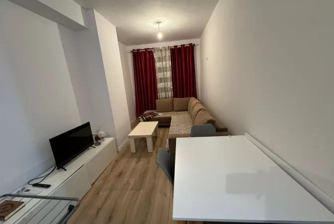 Shtepi ne shitje Apartament ne Tirane, 1+1, Mobilimi E mobiluar, Pagesa 85,000  Euro.