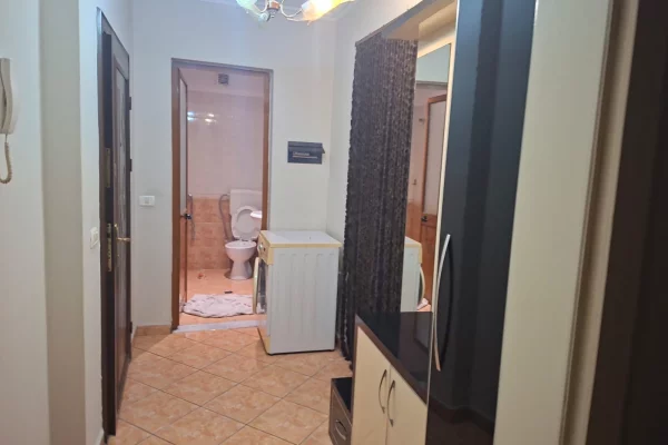 Appartamento in affitto a Tirana 1+1, Arredato