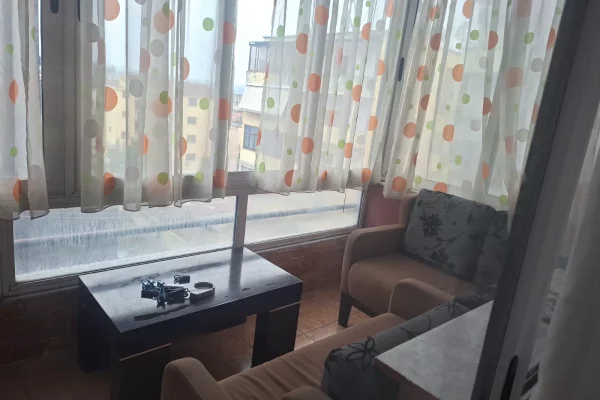Appartamento in affitto a Tirana 1+1, Arredato