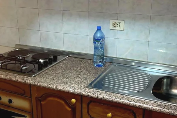 Shtepi me qera Apartament ne Tirane, 1+1, Mobilimi E mobiluar, Pagesa 450  Euro.